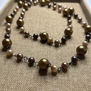 Gorgeous Multi-Colored Long-Strand Beaded Necklace 🤎